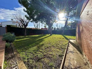 Casa en venta en Bardají-Molí de Baix en Cubelles