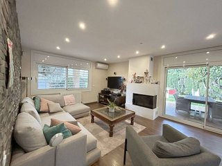 Casa en venta en Bardají-Molí de Baix en Cubelles