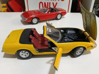 Ferrari 365 GTS 1/18