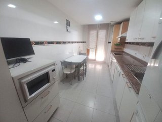 Piso en venta en Portillejo - Valdegastea en Logroño