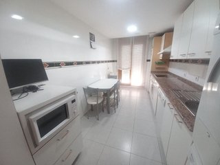Piso en venta en Portillejo - Valdegastea en Logroño