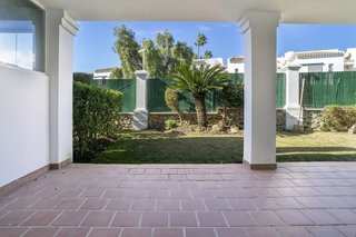 Piso en venta en Los Naranjos - Las Brisas en Marbella