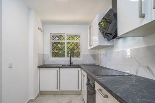 Piso en venta en Los Naranjos - Las Brisas en Marbella