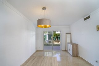 Piso en venta en Los Naranjos - Las Brisas en Marbella