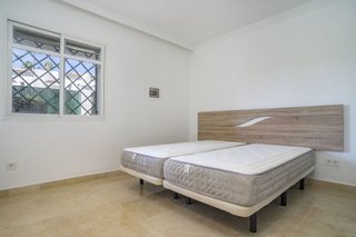 Piso en venta en Los Naranjos - Las Brisas en Marbella