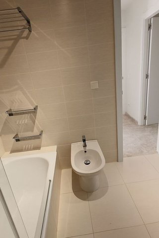 Piso en venta en Los Naranjos - Las Brisas en Marbella