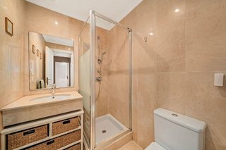 Piso en venta en Nueva Andalucía centro en Marbella