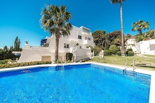 Piso en venta en Nueva Andalucía centro en Marbella