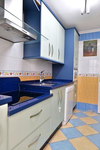 Piso en venta en Parque Alcosa - Jardines del Edén en Sevilla