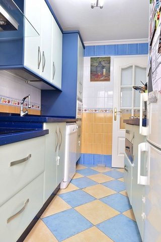 Piso en venta en Parque Alcosa - Jardines del Edén en Sevilla