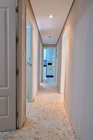 Piso en venta en Parque Alcosa - Jardines del Edén en Sevilla