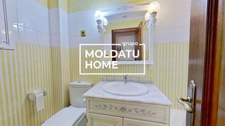 Piso en venta en San Pedro de Deusto-La Ribera en Bilbao