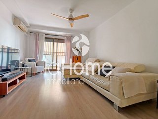 Dúplex en venta en El Castell en Burjassot