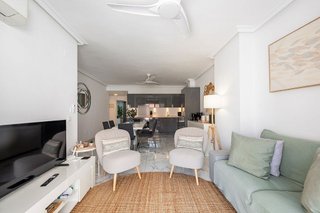 Piso en venta en Nueva Andalucía centro en Marbella