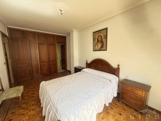 Piso en venta en Plaza España - Villa Pilar - Reyes Católicos - Vadillos en Burgos