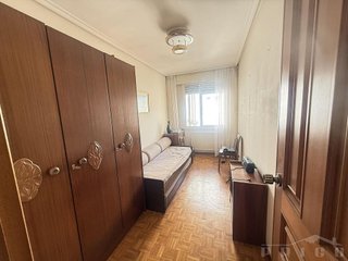 Piso en venta en Plaza España - Villa Pilar - Reyes Católicos - Vadillos en Burgos