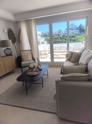 Piso en venta en Los Naranjos - Las Brisas en Marbella