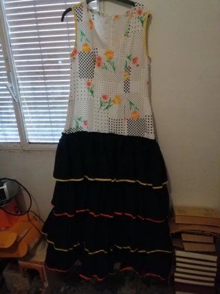 Traje de flamenca blanco y negro