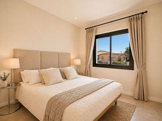 Chalet en venta en Calaburra - Chaparral en Mijas