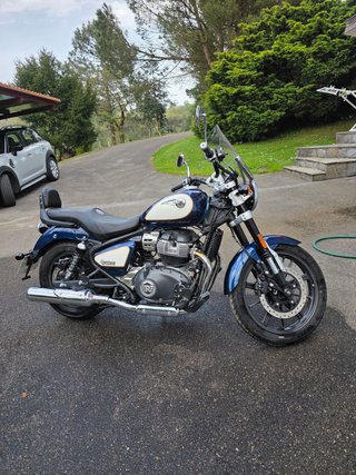 Royal Enfield 2023 - 365.7 millas