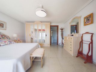 Chalet en venta en Peña de las Águilas en Elche