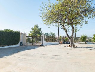 Chalet en venta en Peña de las Águilas en Elche
