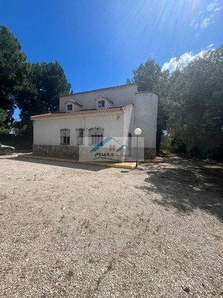 Chalet en venta en Albatera