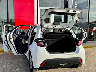 Toyota Yaris 1.0 Business 2022