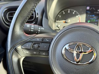 Toyota Yaris 1.0 Business 2022