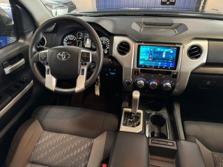 Toyota TUNDRA SR5 5.7L LIMITED 4X4
