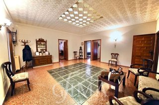 Chalet en venta en Tomelloso