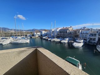 Piso en venta en Empuriabrava en Castelló d´Empúries