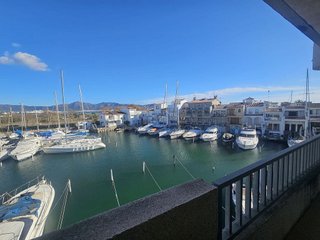 Piso en venta en Empuriabrava en Castelló d´Empúries