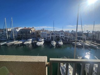 Piso en venta en Empuriabrava en Castelló d´Empúries