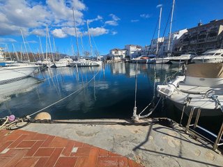 Piso en venta en Empuriabrava en Castelló d´Empúries