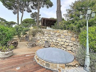 Casa adosada en venta en Torroella de Montgrí pueblo en Torroella de Montgrí