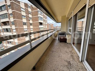Piso en alquiler en Huerta del Rey en Valladolid