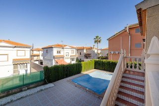 Chalet en venta en Cúllar Vega