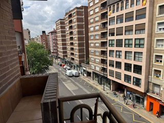 Piso en alquiler en Doctor Cerrada en Zaragoza