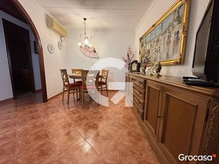 Chalet en venta en La Torrassa en Hospitalet de Llobregat, L´