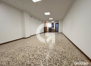 Chalet en venta en La Torrassa en Hospitalet de Llobregat, L´
