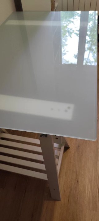 Escritorio cristal con caballetes MITTBACK