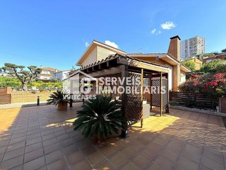 Casa en venta en Arenys de Munt