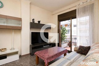 Piso en venta en El Castell-Poble Vell en Castelldefels