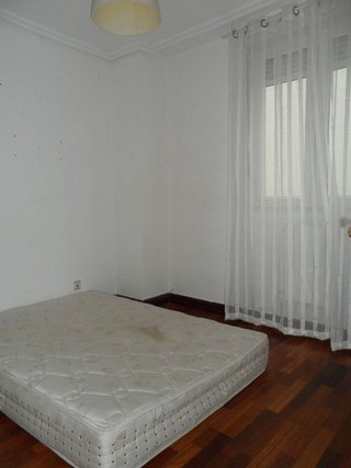 Piso en venta en Numancia - San Fernando en Santander
