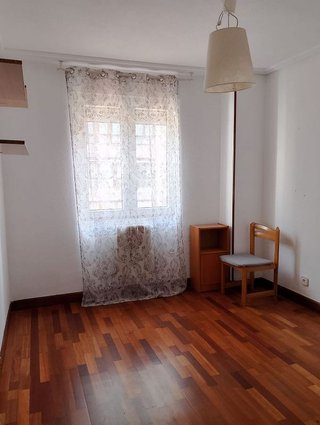 Piso en venta en Numancia - San Fernando en Santander