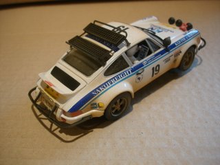 FLY PORSCHE 911 EAST AFRICAN SAFARY REF-A2020AR