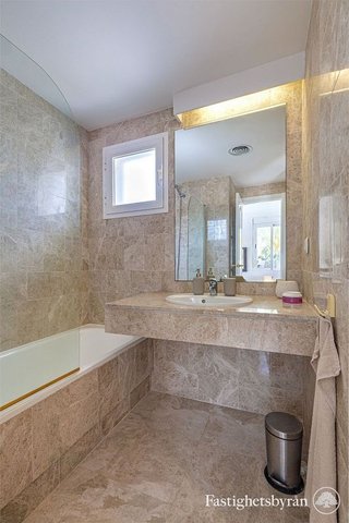 Ático en venta en Los Naranjos - Las Brisas en Marbella