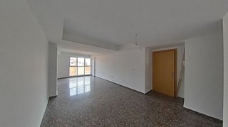 Piso en venta en Benicalap en Valencia