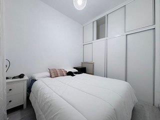 Piso en venta en Palos de Moguer en Madrid